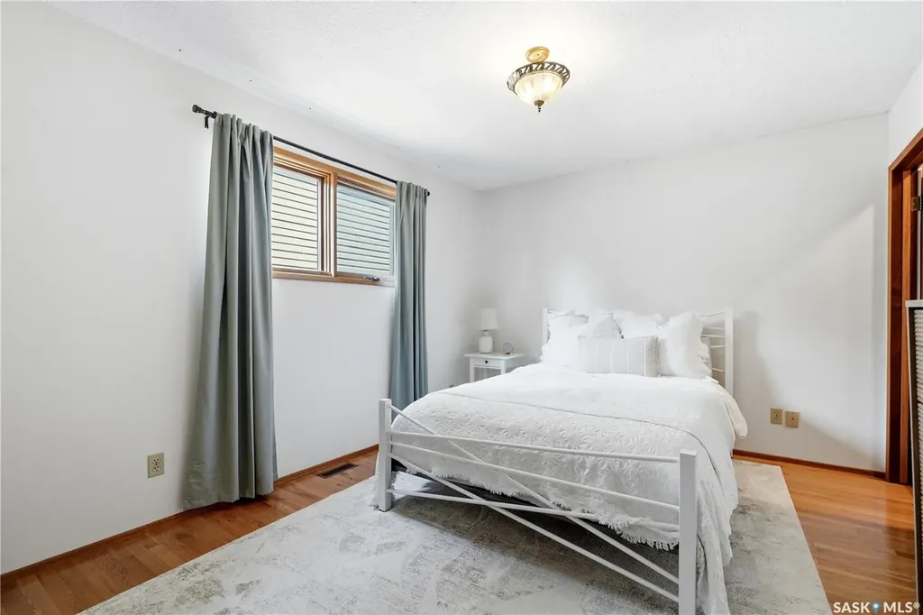 133 113th Street W Saskatoon SK S7N 1V9