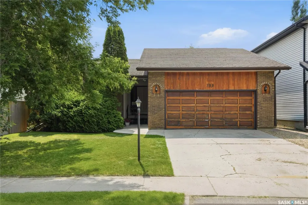 133 113th Street W Saskatoon SK S7N 1V9