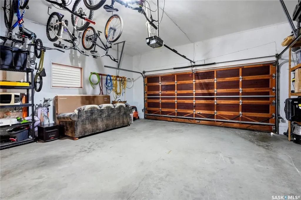 133 113th Street W Saskatoon SK S7N 1V9