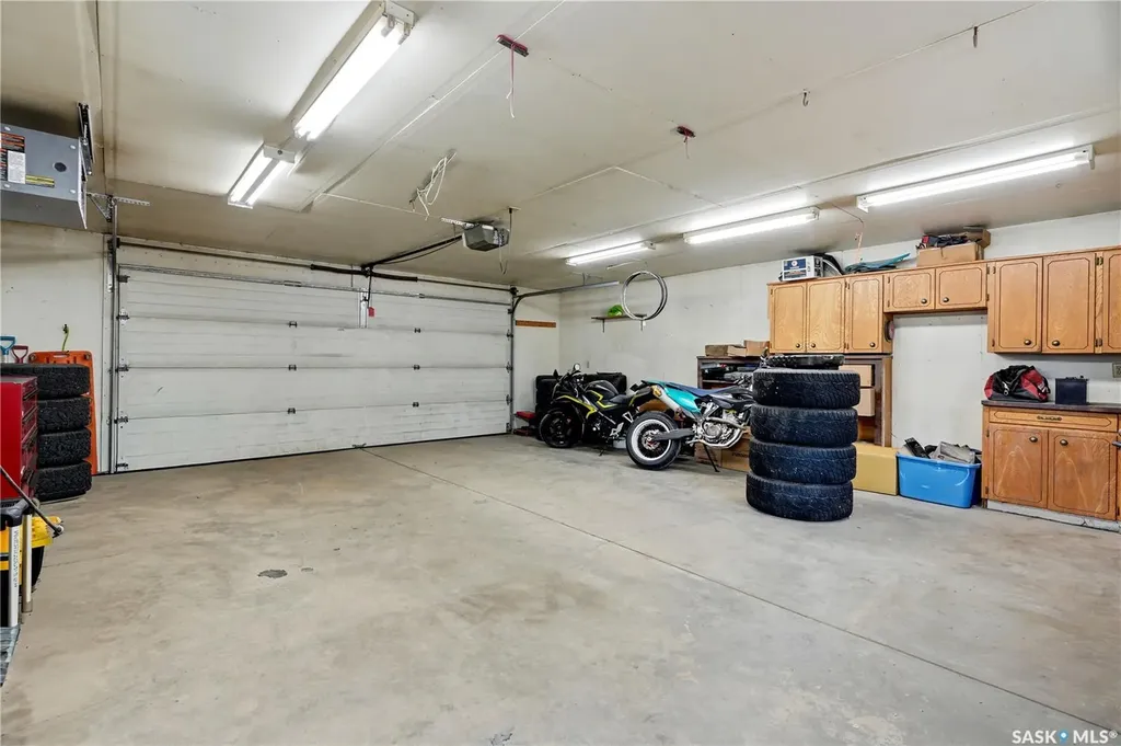 133 113th Street W Saskatoon SK S7N 1V9