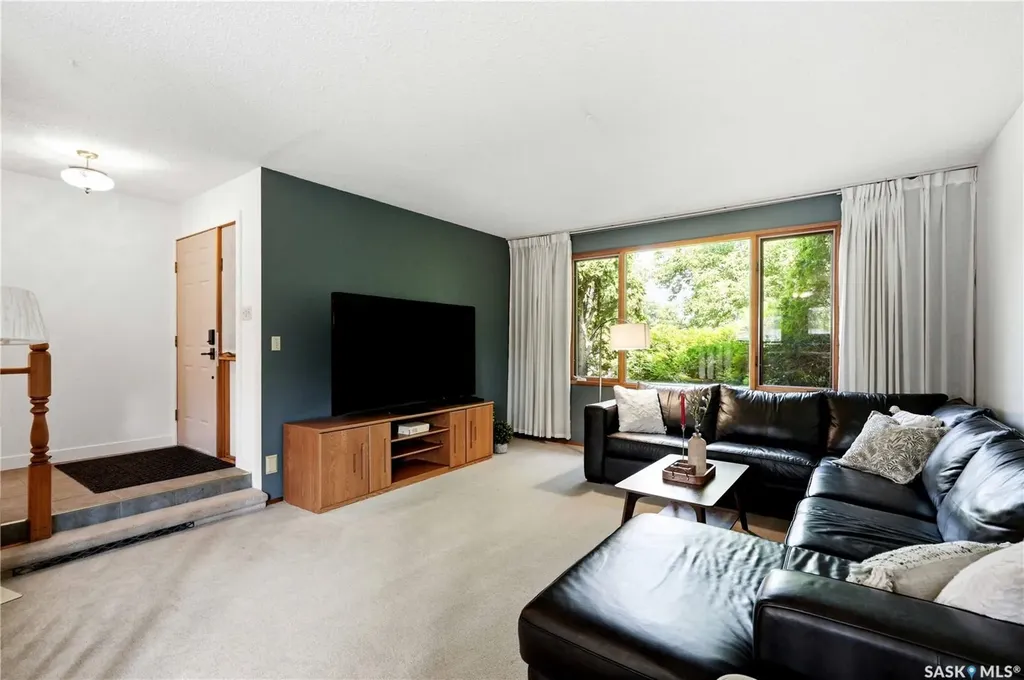 133 113th Street W Saskatoon SK S7N 1V9