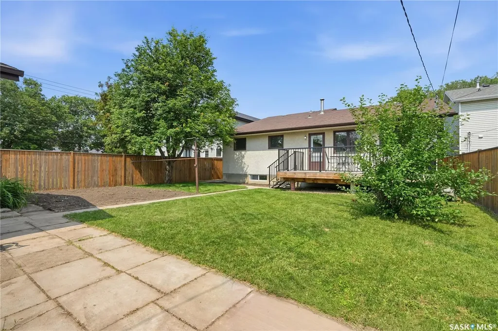 133 113th Street W Saskatoon SK S7N 1V9