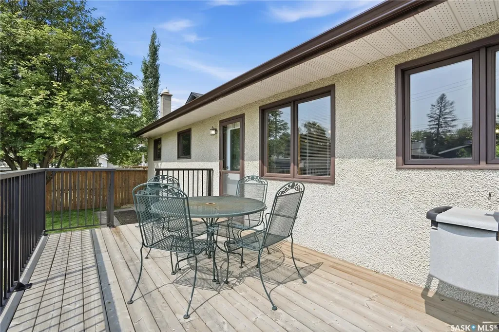 133 113th Street W Saskatoon SK S7N 1V9