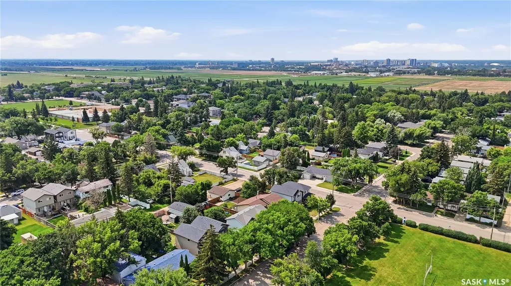 133 113th Street W Saskatoon SK S7N 1V9
