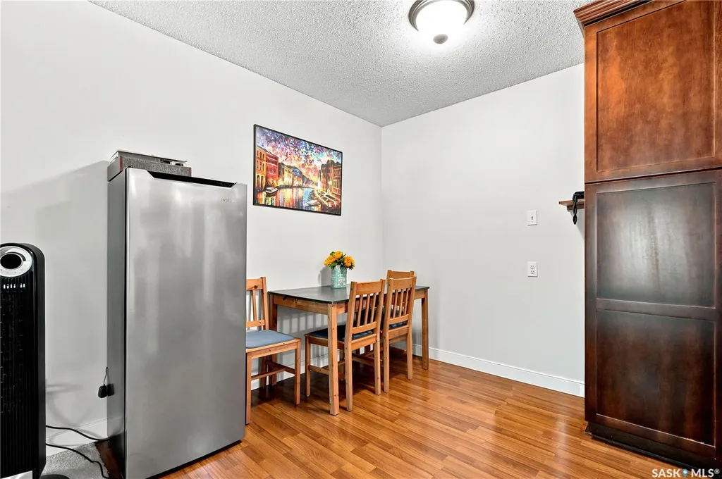 122 Edinburgh Place Saskatoon SK S7H 5J7