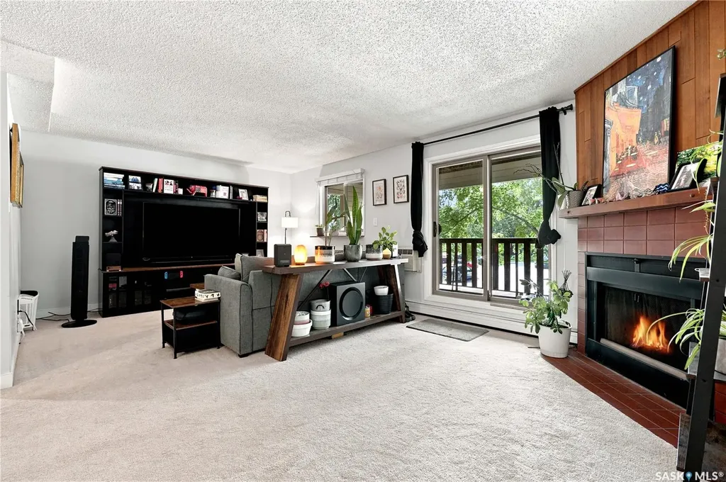 122 Edinburgh Place Saskatoon SK S7H 5J7