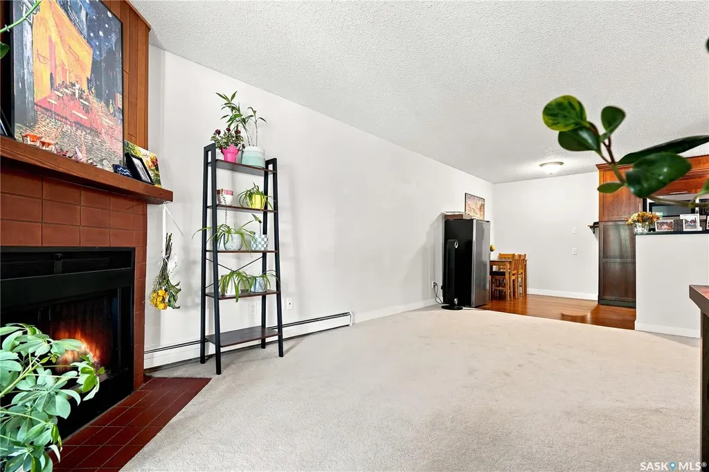 122 Edinburgh Place Saskatoon SK S7H 5J7