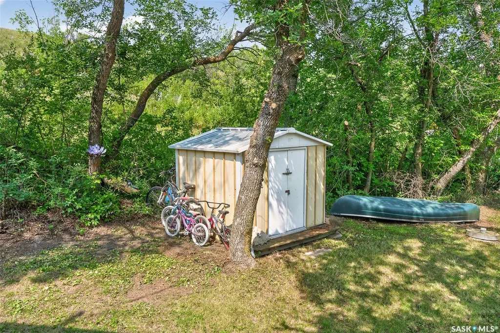 5 Leslie Crescent Sun Valley SK S0X 2T0
