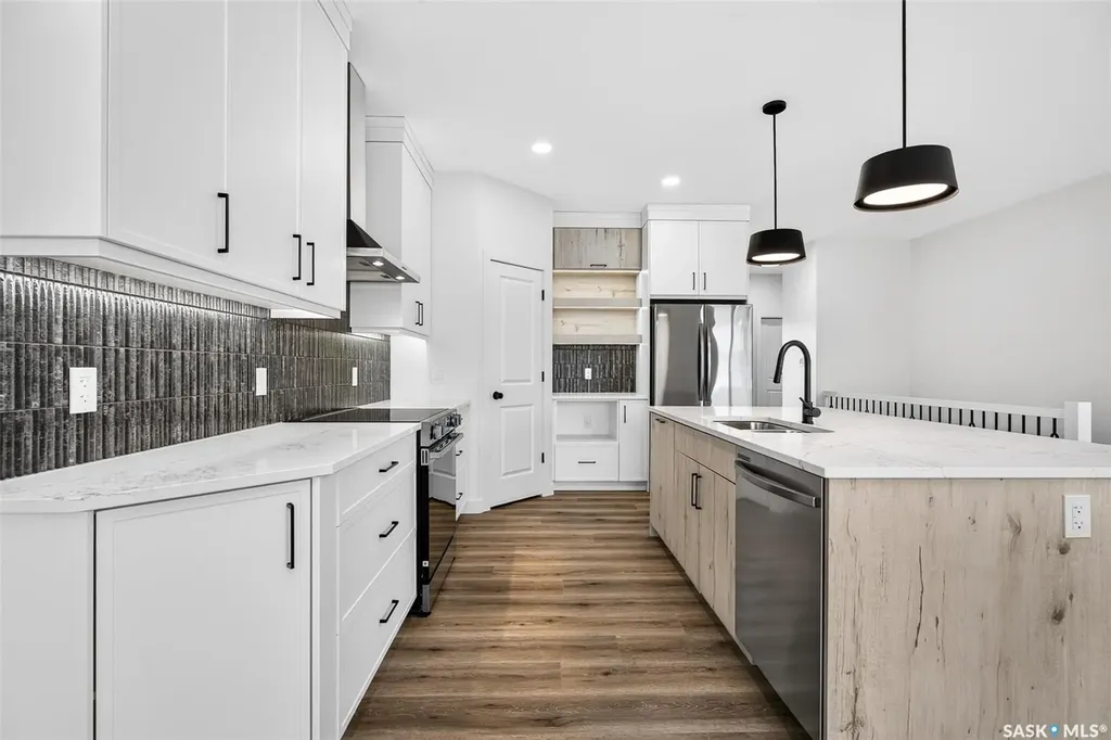 1722 Hayes Lane Moose Jaw SK S6J 0B6
