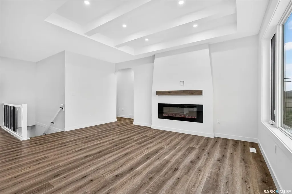 1722 Hayes Lane Moose Jaw SK S6J 0B6