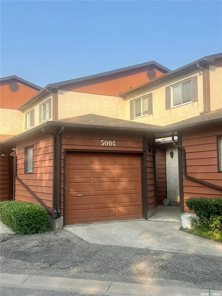 5004 Newport Road Regina SK S4S 7A6