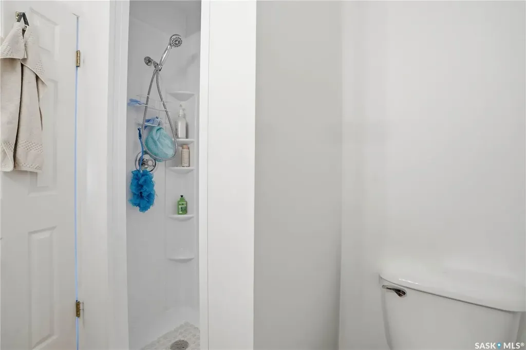 5004 Newport Road Regina SK S4S 7A6