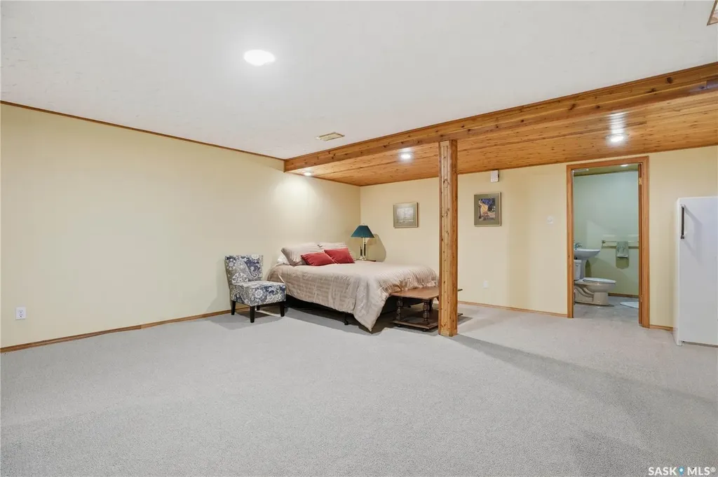 5004 Newport Road Regina SK S4S 7A6
