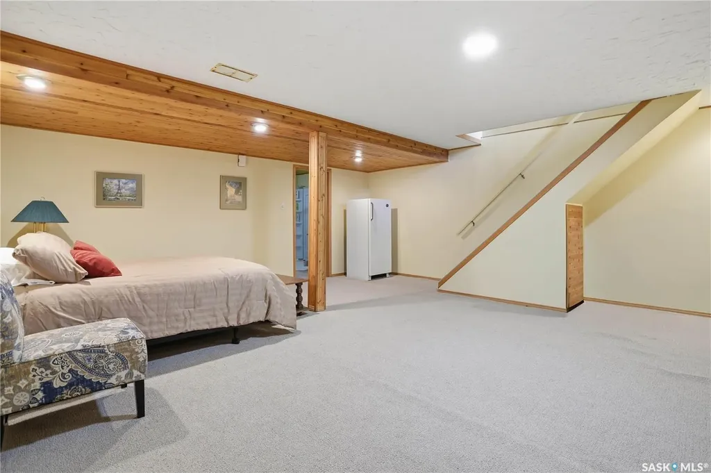 5004 Newport Road Regina SK S4S 7A6