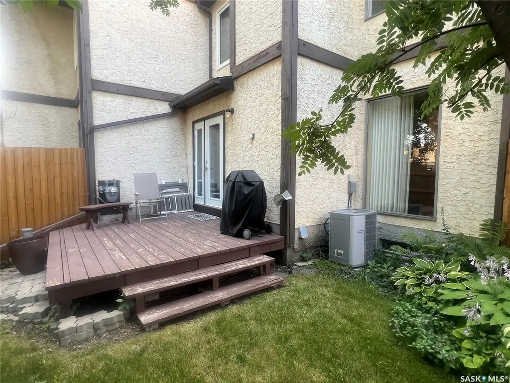 5004 Newport Road Regina SK S4S 7A6