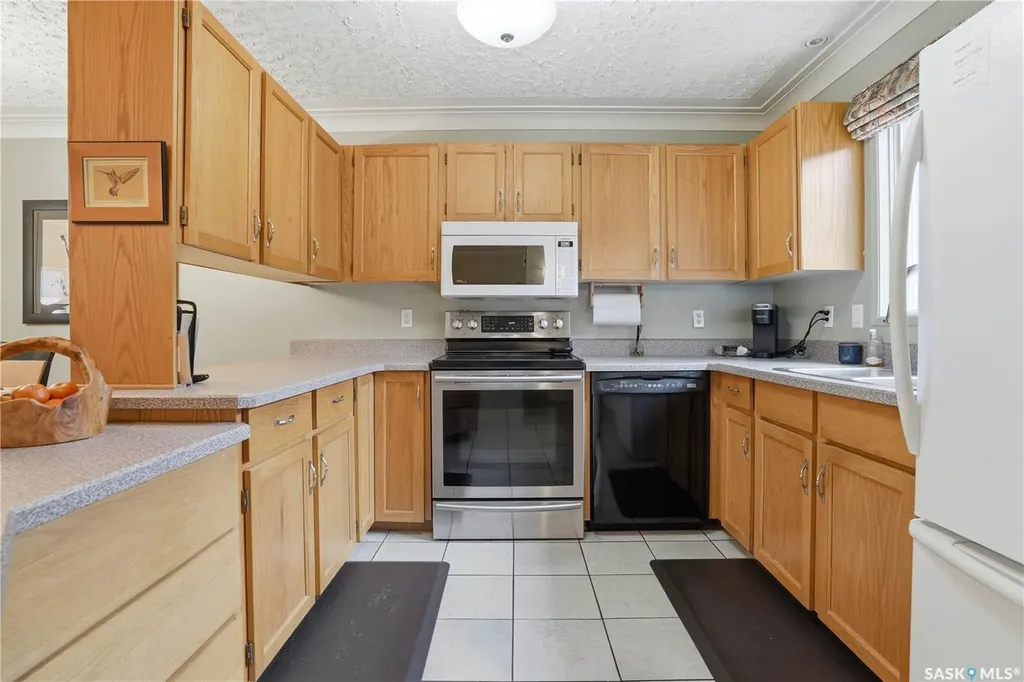 5004 Newport Road Regina SK S4S 7A6