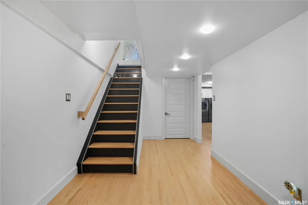 34 Leslie Place Regina SK S4S 6R2