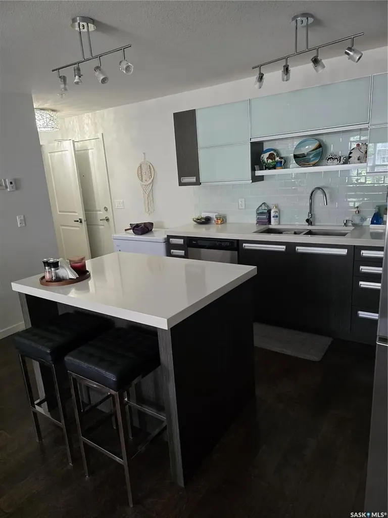1545 Neville Drive Regina SK S4Z 0A7