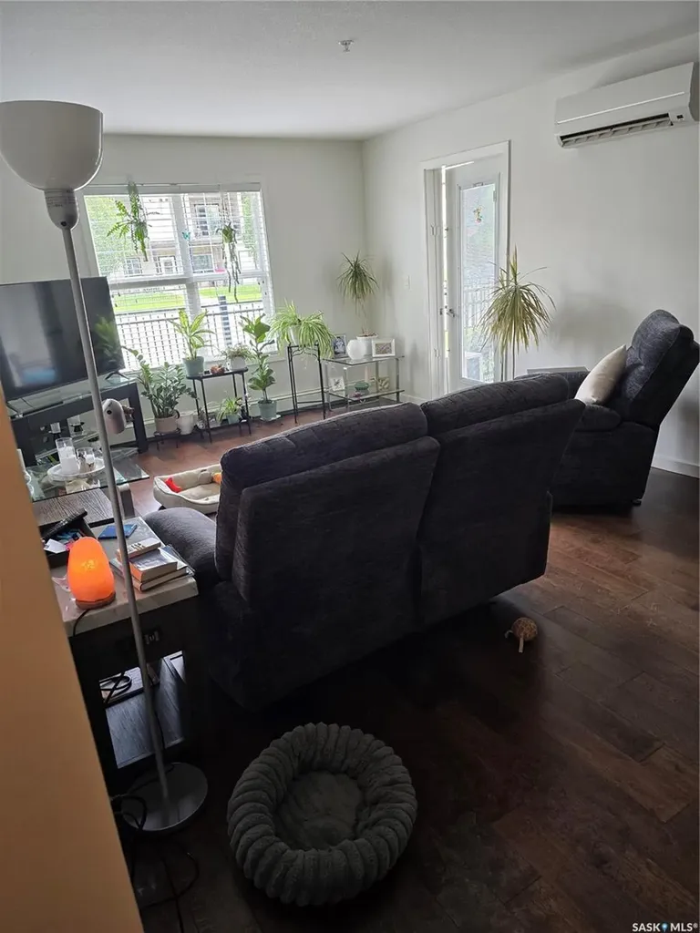 1545 Neville Drive Regina SK S4Z 0A7