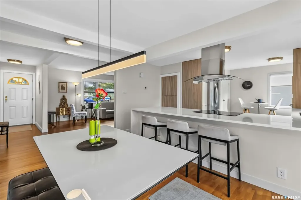 2326 Lansdowne Avenue Saskatoon SK S7J 1G9