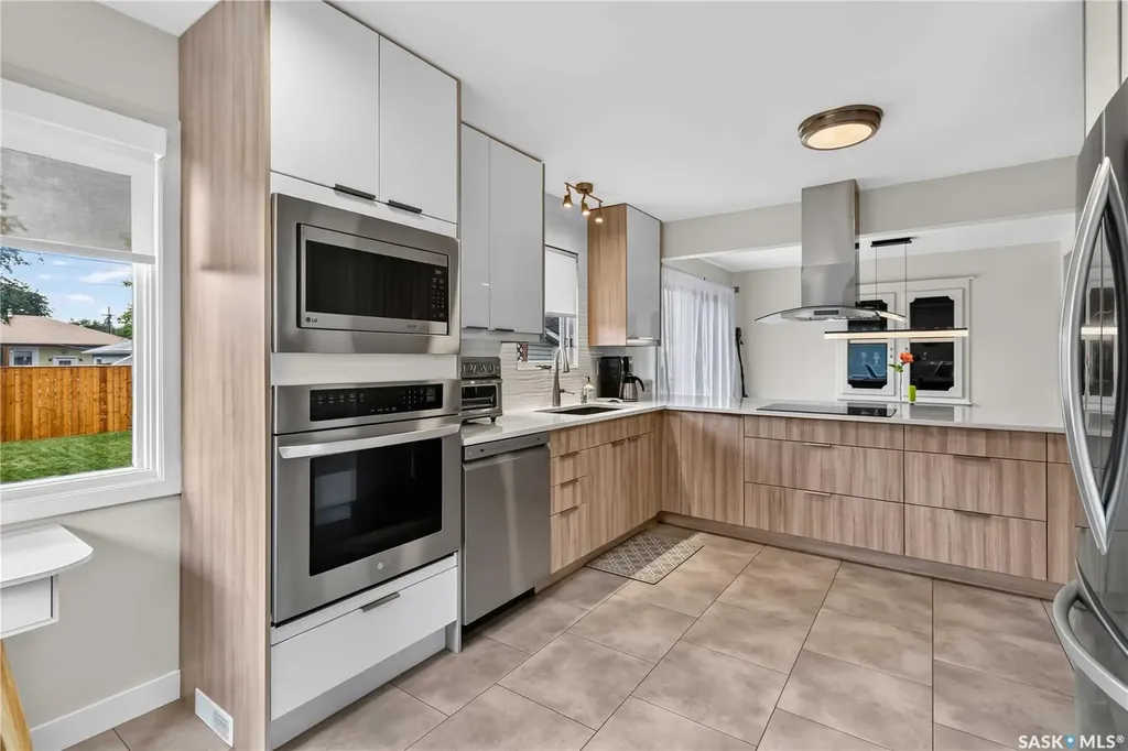2326 Lansdowne Avenue Saskatoon SK S7J 1G9