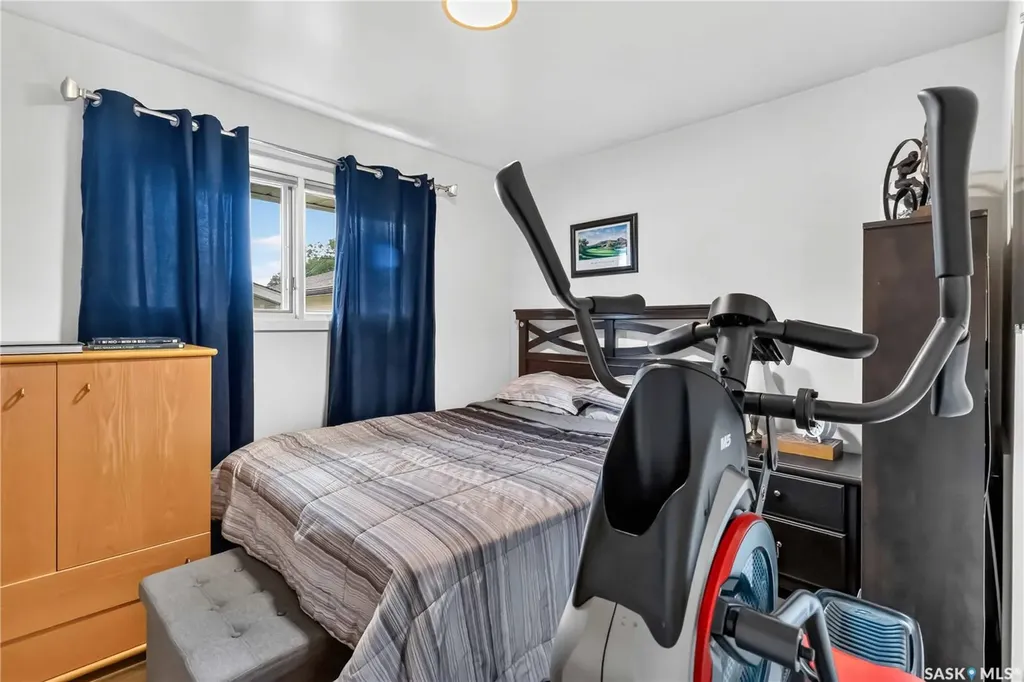2326 Lansdowne Avenue Saskatoon SK S7J 1G9