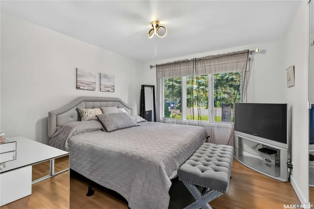 2326 Lansdowne Avenue Saskatoon SK S7J 1G9