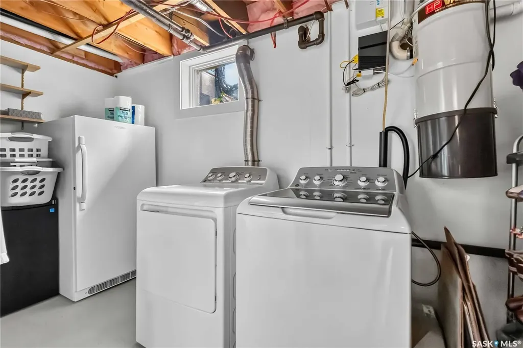 2326 Lansdowne Avenue Saskatoon SK S7J 1G9