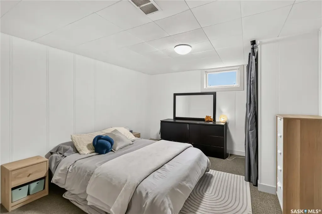 2326 Lansdowne Avenue Saskatoon SK S7J 1G9