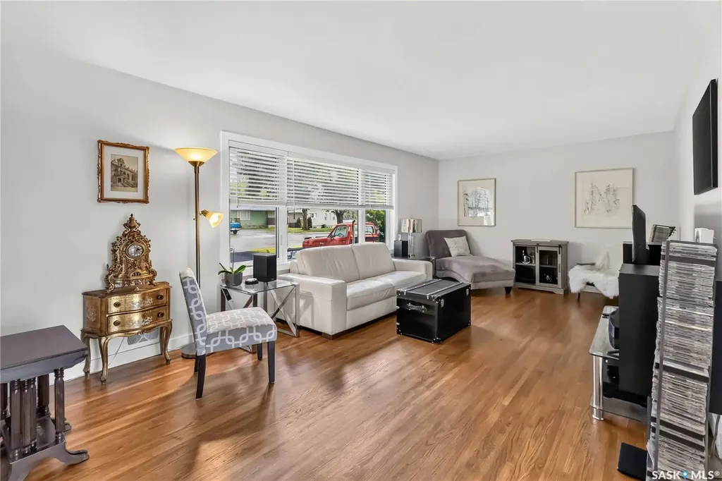 2326 Lansdowne Avenue Saskatoon SK S7J 1G9