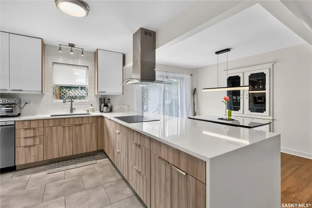2326 Lansdowne Avenue Saskatoon SK S7J 1G9
