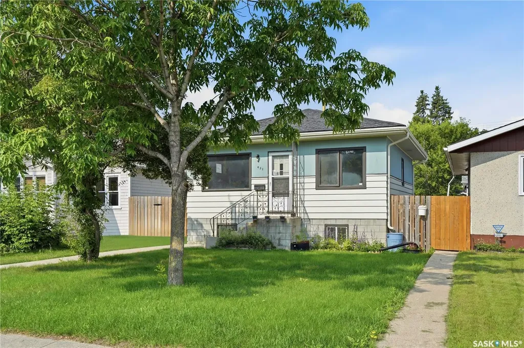 431 K Avenue N Saskatoon SK S7L 2M5