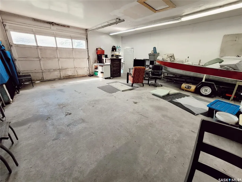 72 2nd Avenue Paddockwood SK S0J 1Z0