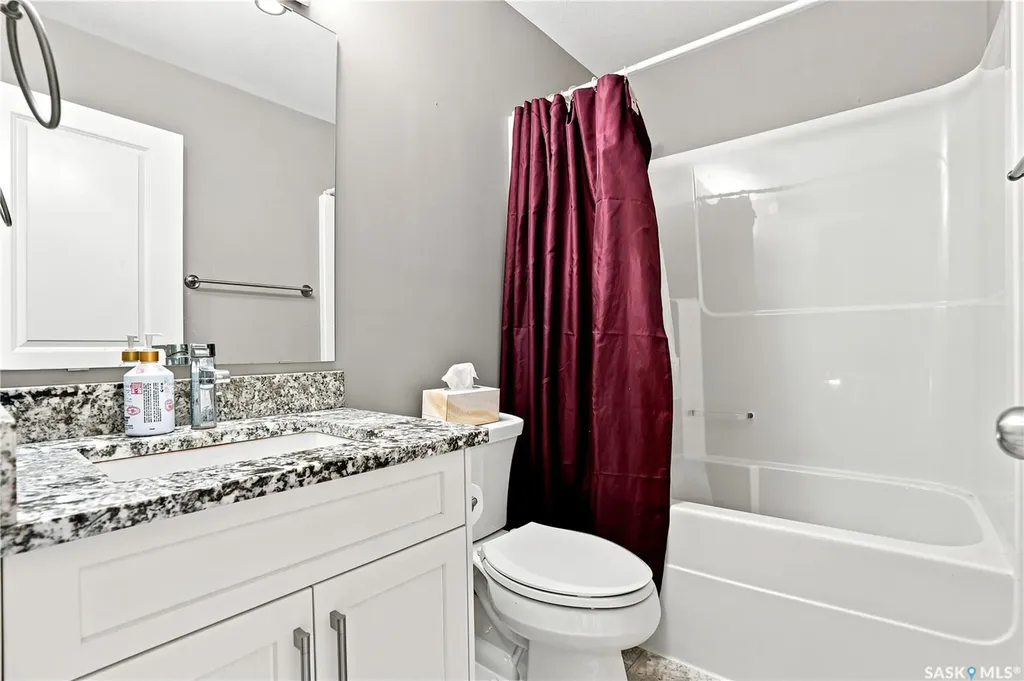213 Rajput Way Saskatoon SK S7W 0T3