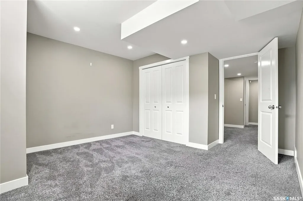213 Rajput Way Saskatoon SK S7W 0T3
