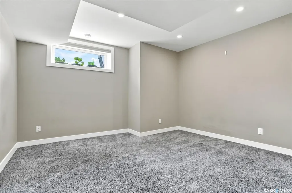 213 Rajput Way Saskatoon SK S7W 0T3