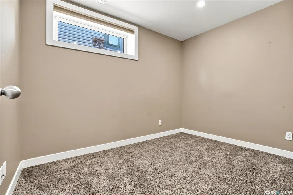 213 Rajput Way Saskatoon SK S7W 0T3