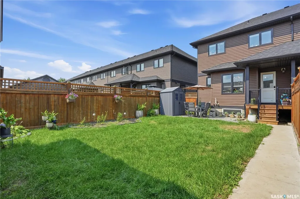 213 Rajput Way Saskatoon SK S7W 0T3