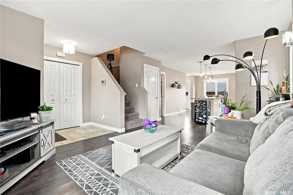 213 Rajput Way Saskatoon SK S7W 0T3
