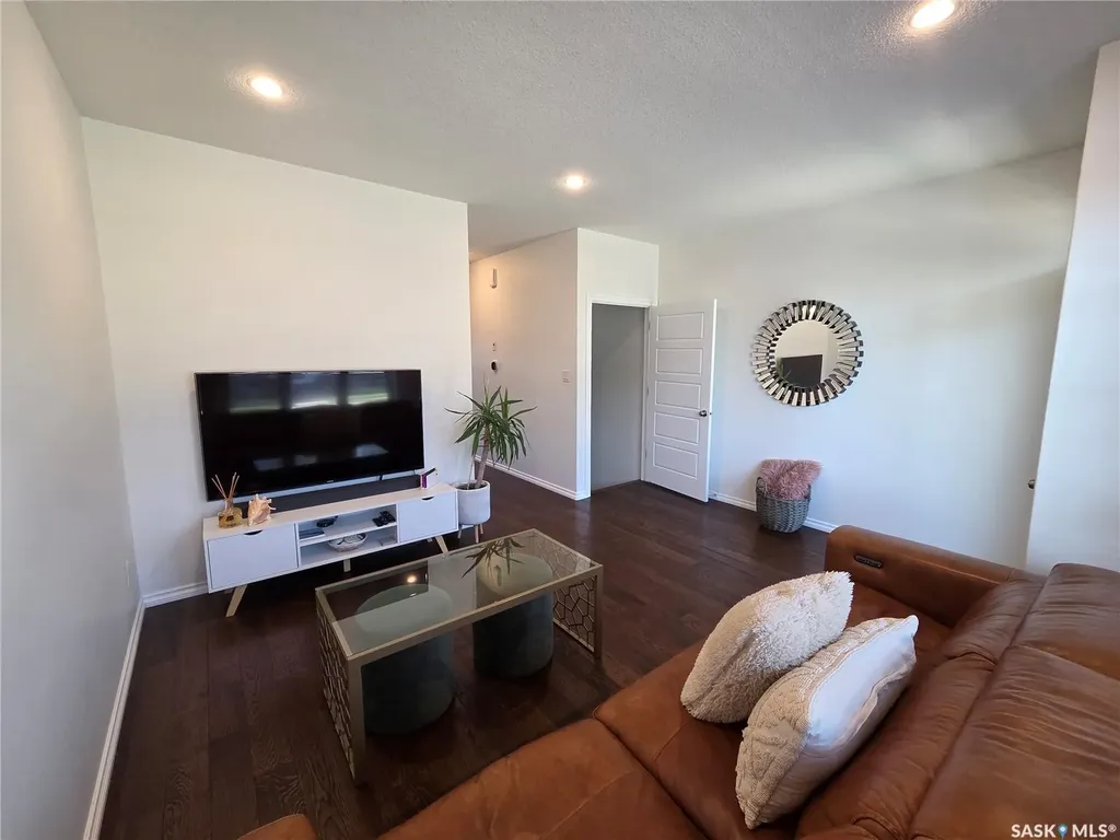 3229 Elgaard Drive Regina SK S4X 0L2