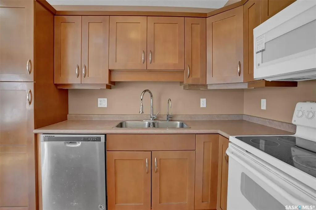 3101 Tregarva Road E Regina SK S4V 0K5
