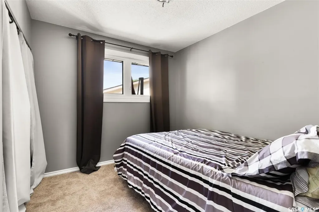 90 Walden Crescent Regina SK S4N 1L3