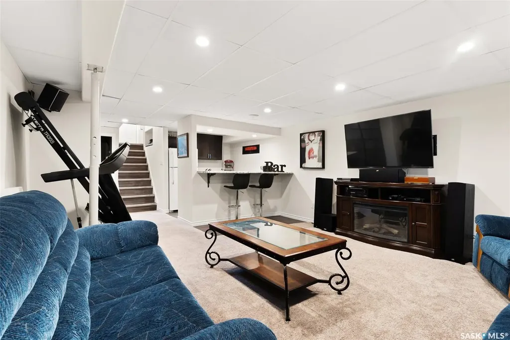 90 Walden Crescent Regina SK S4N 1L3