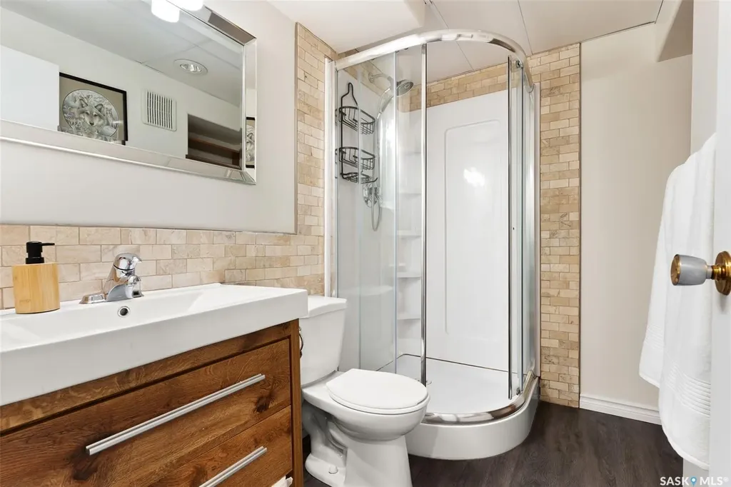 90 Walden Crescent Regina SK S4N 1L3