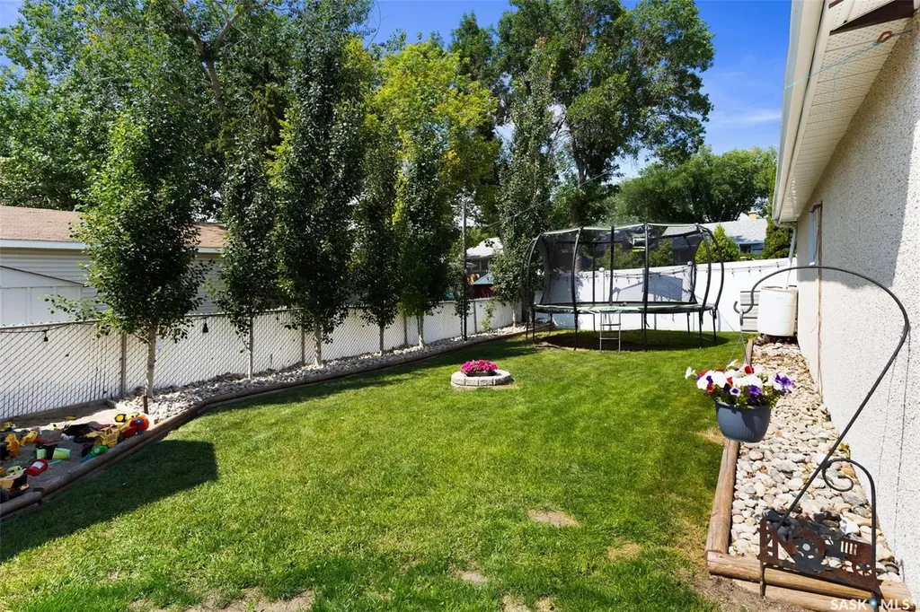 90 Walden Crescent Regina SK S4N 1L3