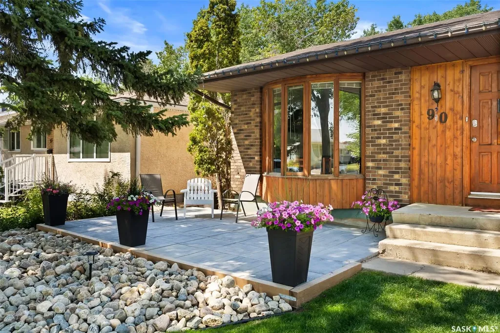 90 Walden Crescent Regina SK S4N 1L3