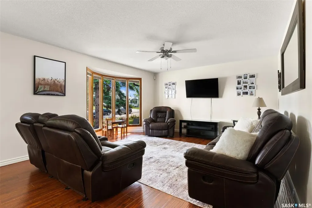 90 Walden Crescent Regina SK S4N 1L3