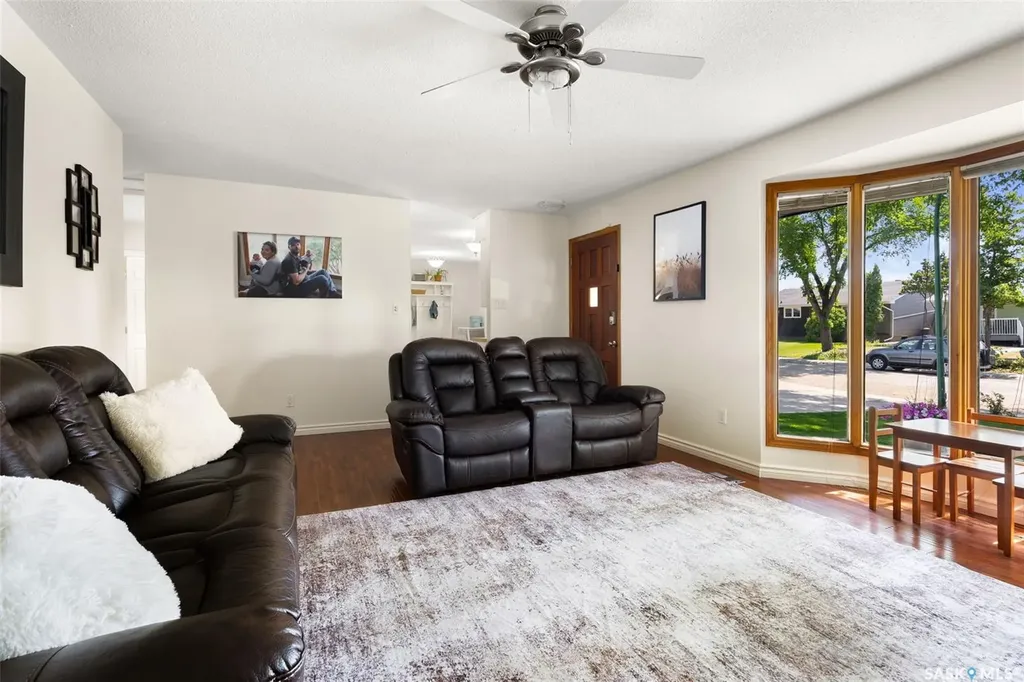 90 Walden Crescent Regina SK S4N 1L3