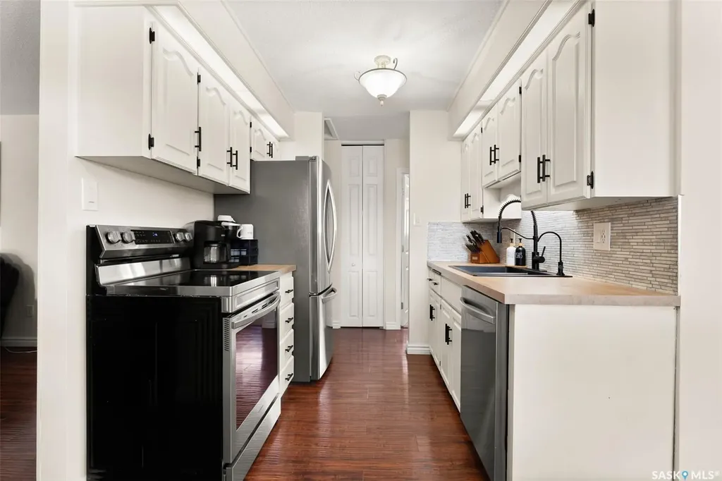 90 Walden Crescent Regina SK S4N 1L3