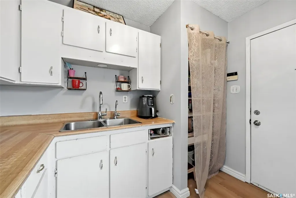 47 Symons Place Regina SK S4X 1M7